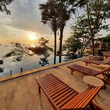 Edge Resort, Yogyakarta Парангтритис Екстериор снимка