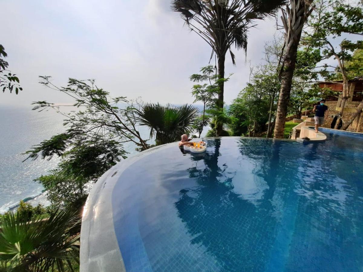Edge Resort, Yogyakarta Парангтритис Екстериор снимка