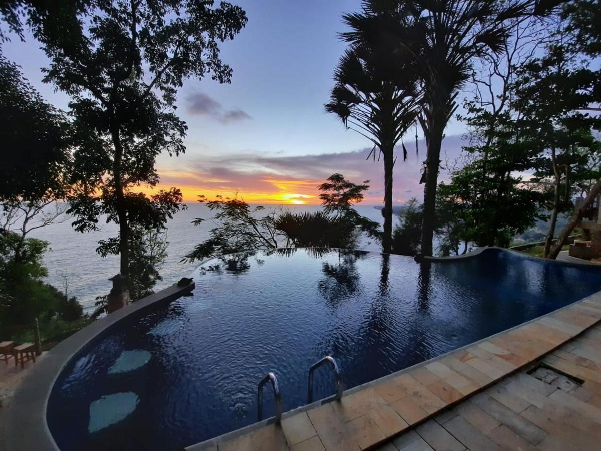 Edge Resort, Yogyakarta Парангтритис Екстериор снимка