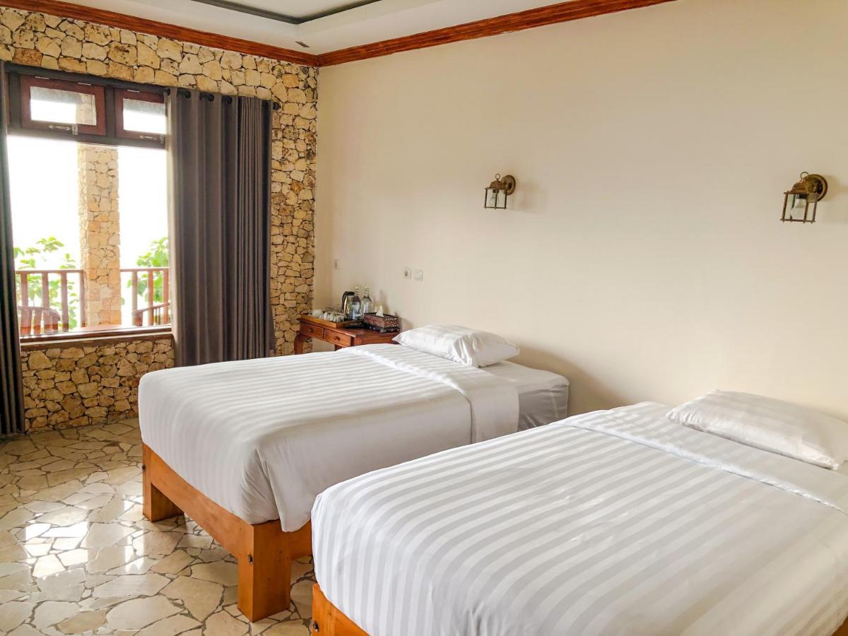 Edge Resort, Yogyakarta Парангтритис Екстериор снимка